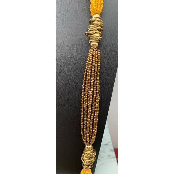 Vintage 14 Multi Strand Yellow & Gold Seed Bead Necklace W Gold Tone Stations - Picture 3 of 6
